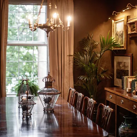 Pembroke Townhouse Konukevi