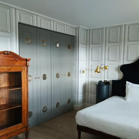 Πανσιόν Pembroke Townhouse 4*