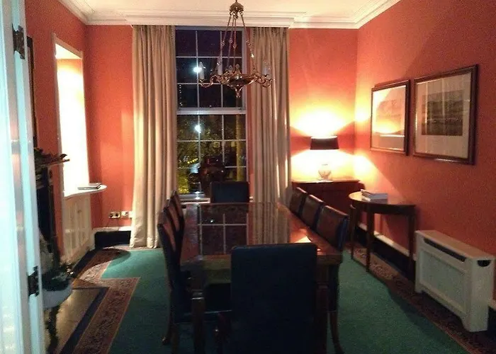 Гостевой дом Pembroke Townhouse 4*