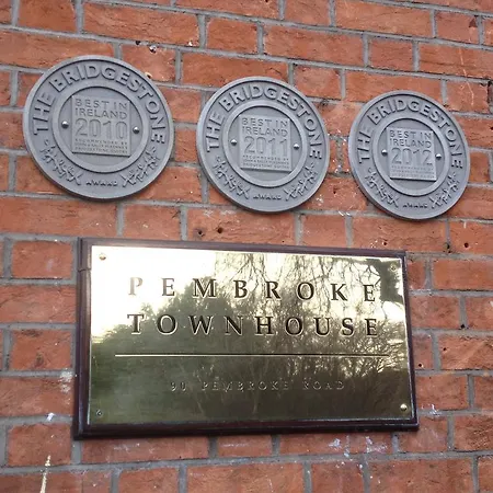 Pembroke Townhouse Pensión