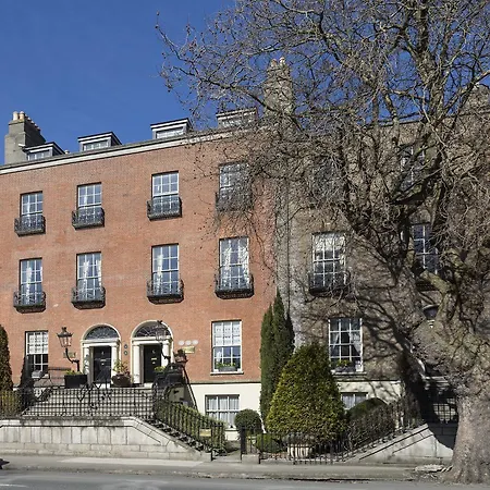 Pembroke Townhouse Pensión 4*