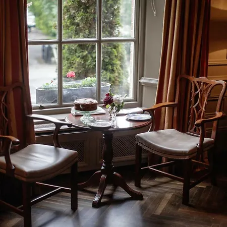 Pensión Pembroke Townhouse 4*